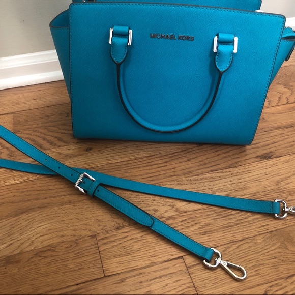 Michael Kors Selma Medium Satchel Bag - Picture 7 of 8